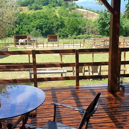 Chambre D'Hotes Le Petit Ranch Los Masos Exterior photo