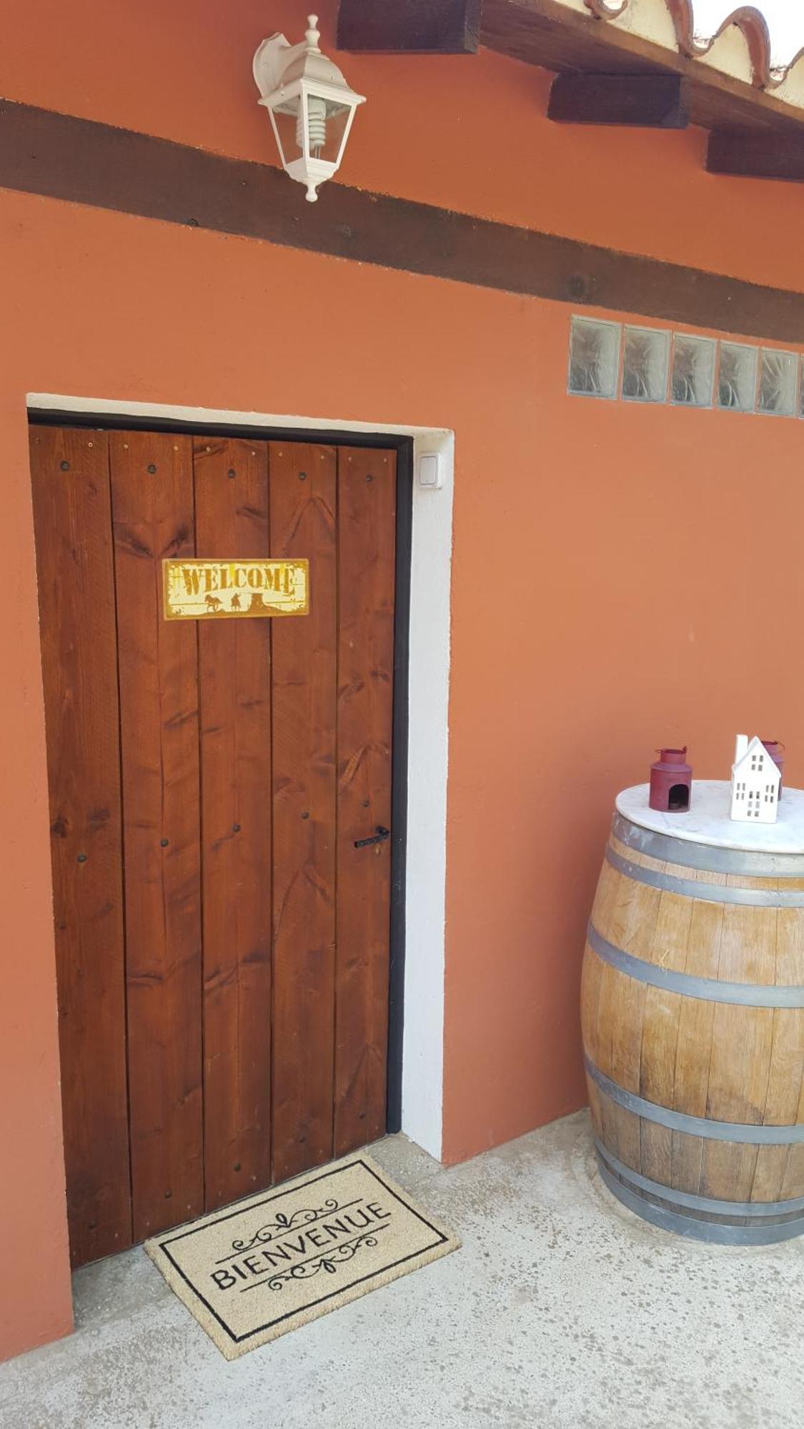 Chambre D'Hotes Le Petit Ranch Los Masos Room photo